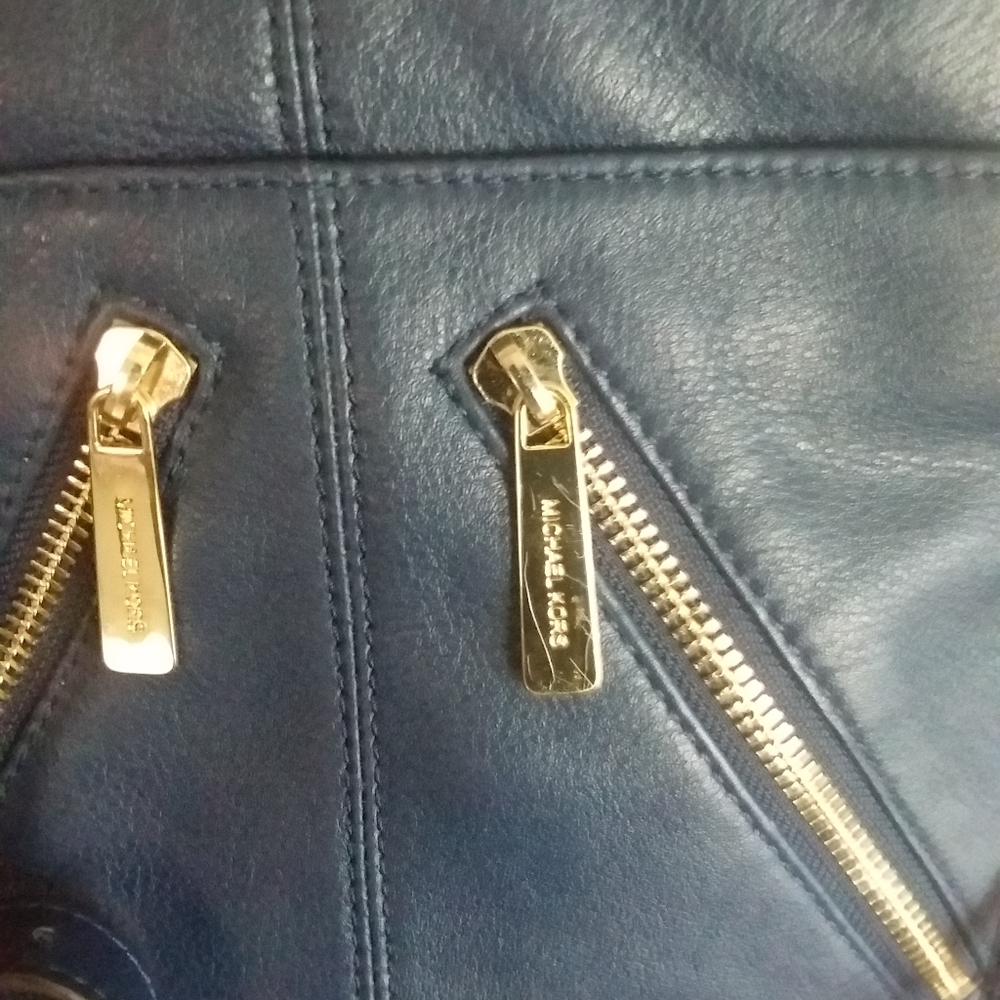 Michael Michael Kors Leather Crossbody - Picture 3 of 7